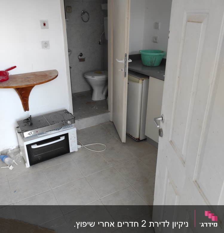 מגב, יעה, דלי ירוק, רצפה מלוכלכת